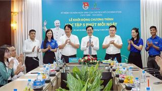 Lan tỏa tinh thần "Học tập 5 phút mỗi ngày" trong toàn Tập đoàn
